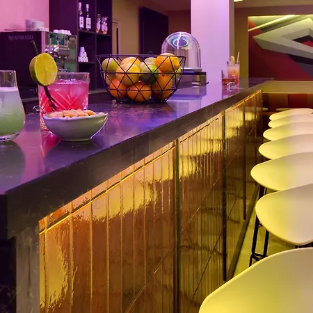 Mercure Centre Comedie 4*